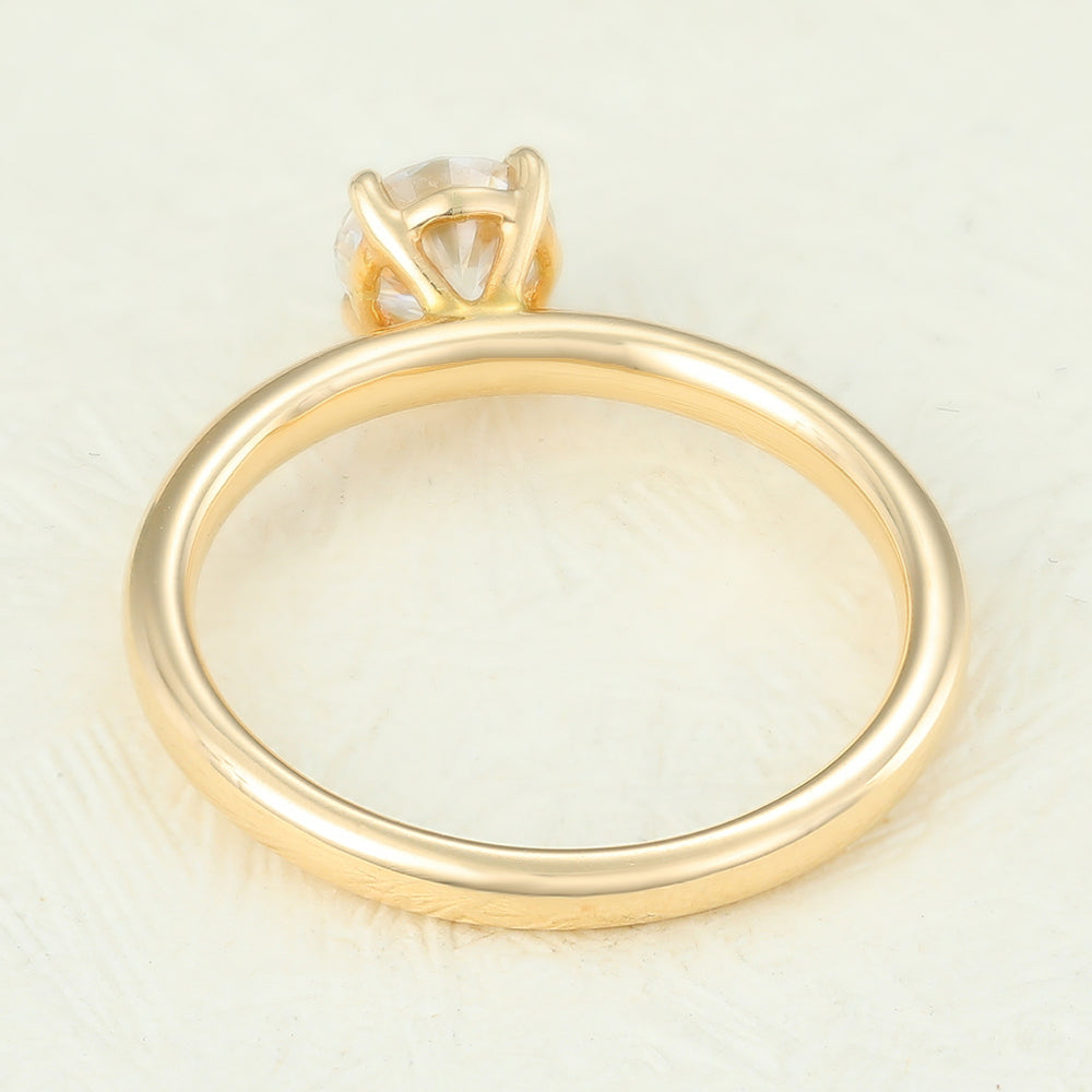 Jacqueline-0.41 Carats Round Moissanite Solitaire Engagement Ring