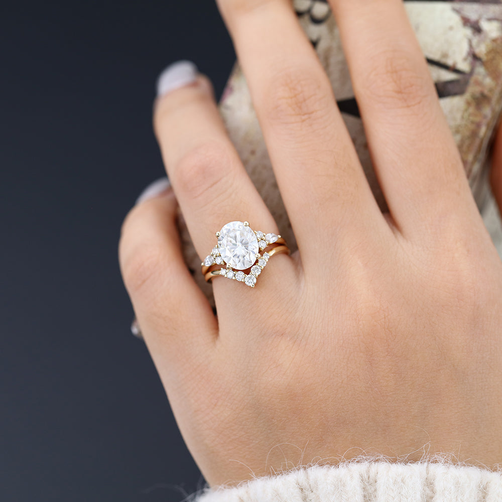 Dominic-3.0 Carats Oval Moissanite Cluster Bridal Ring Set