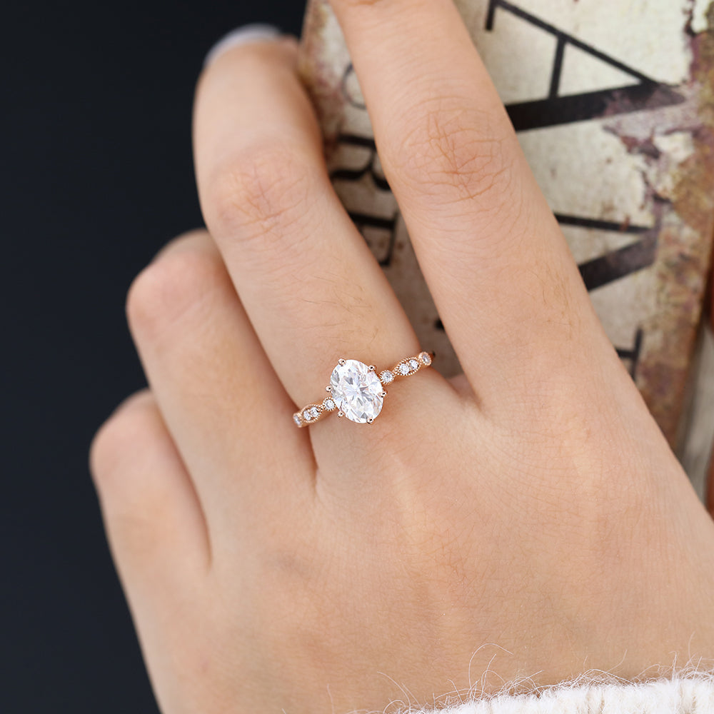 Angel-1.33 Carats Oval Moissanite Vingtage Engagement Ring