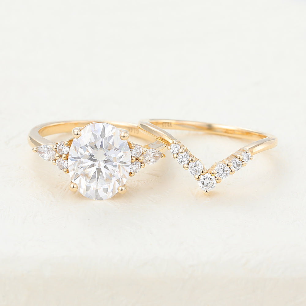 Dominic-3.0 Carats Oval Moissanite Cluster Bridal Ring Set