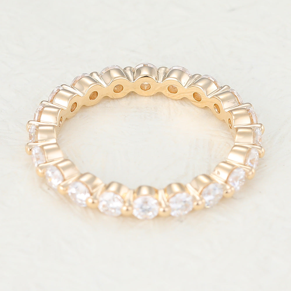 Isla-1.22 TCW Round Moissanite Bezel Wedding Band