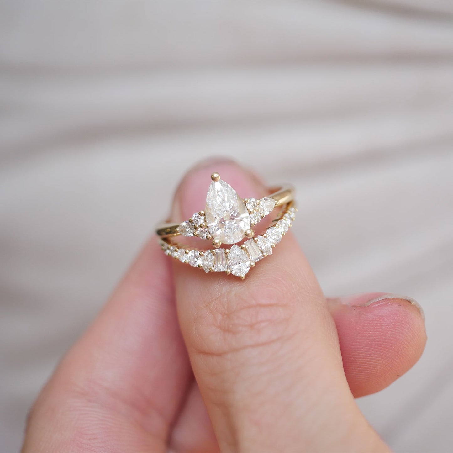 1.0 CT Pear Shape CVD Diamond Cluster Setting Engagement Ring