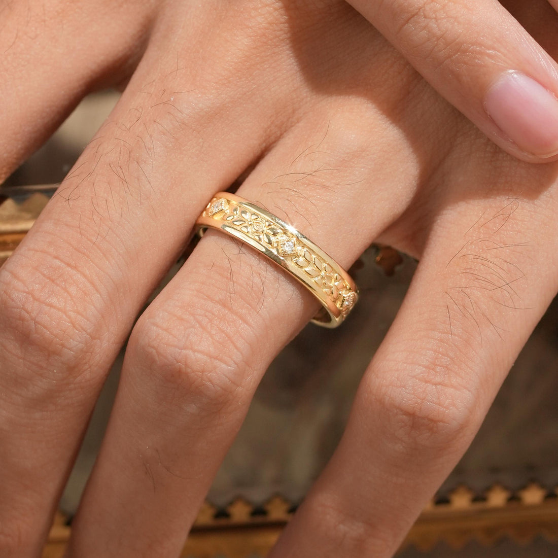 Vintage Men's Moissanite Leaf Wedding Band