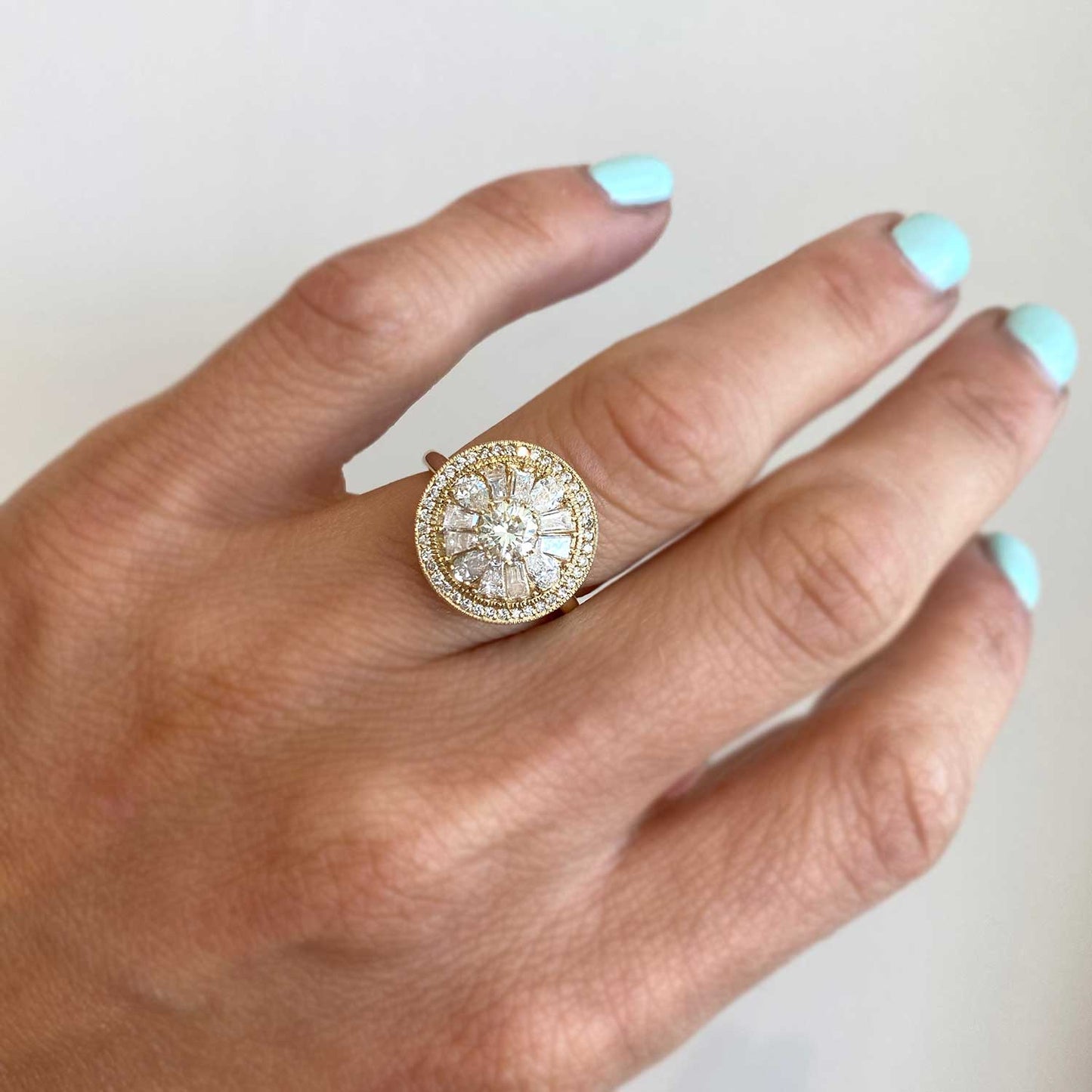 0.38 CT Round Shape CVD Diamond Vintage Engagement Ring