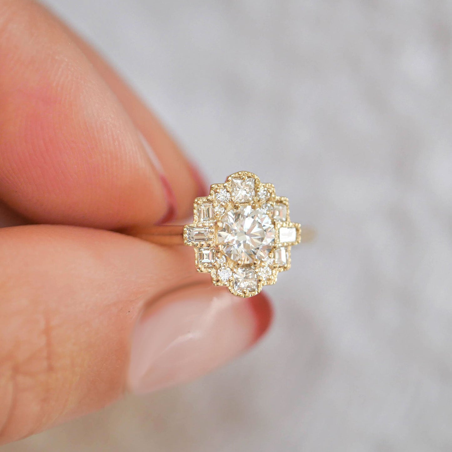 0.50 CT Round Shape CVD Diamond Halo Setting Engagement Ring