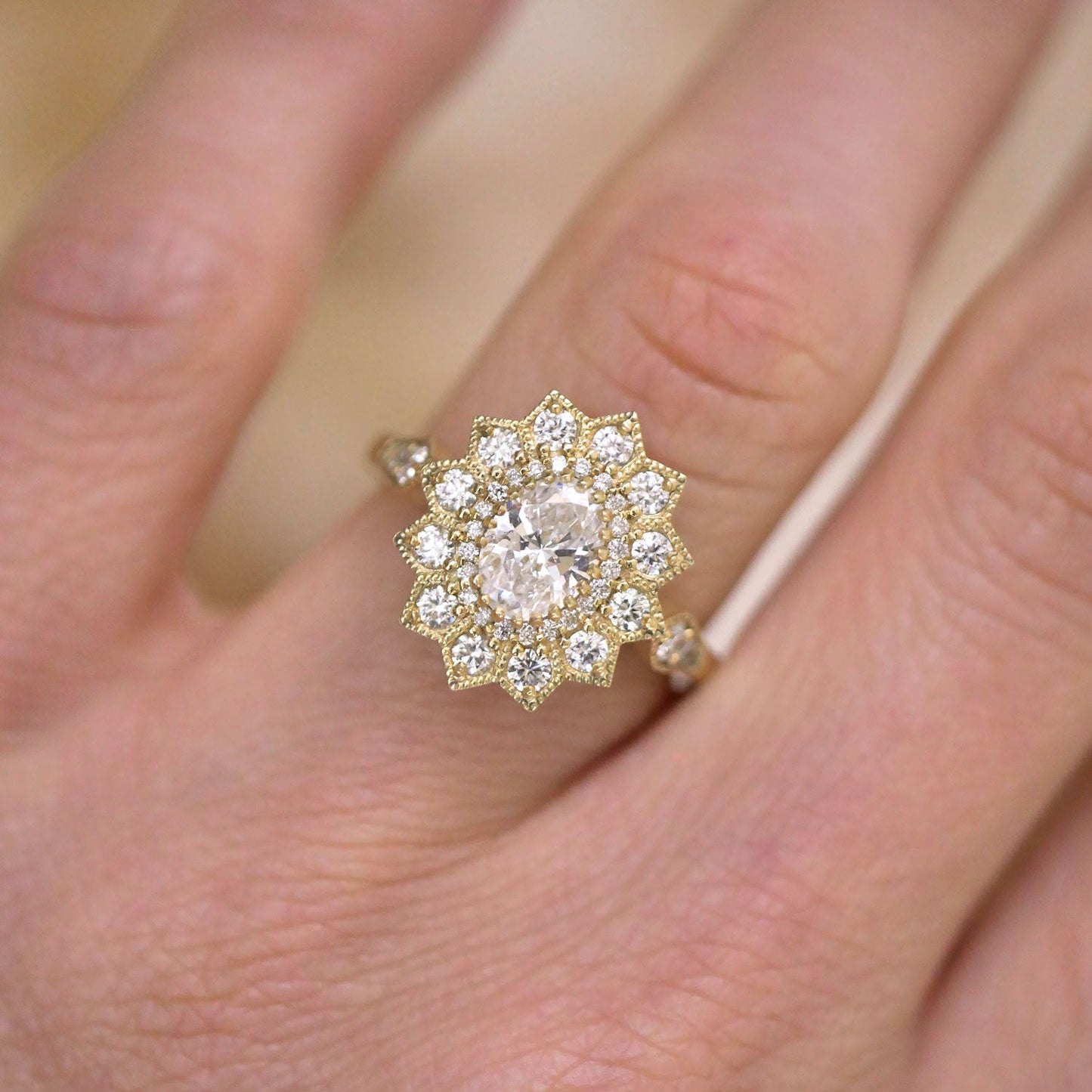 0.75 CT Oval Shape CVD Diamond Sunflower Engagement Ring