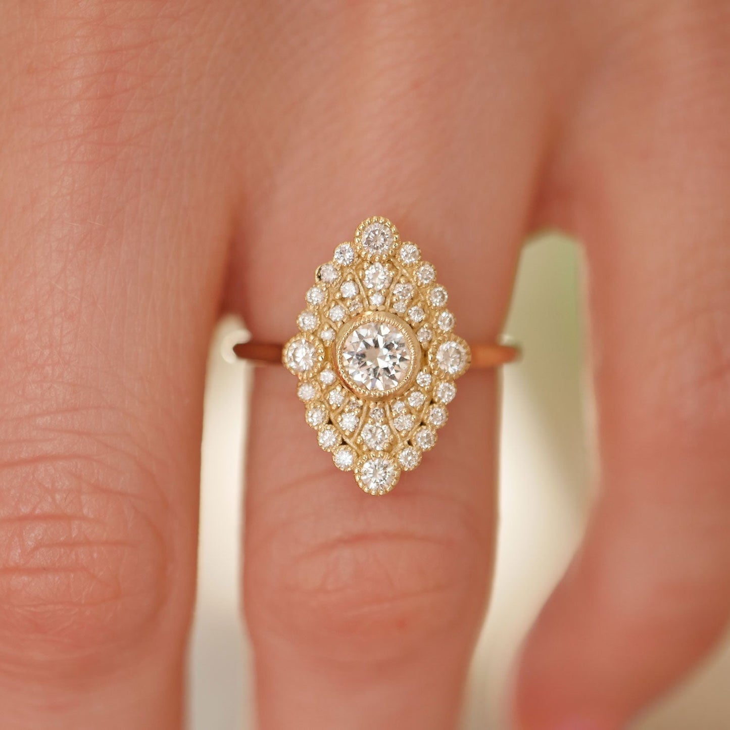 0.40 CT Round Shape CVD Diamond Halo Setting Engagement Ring
