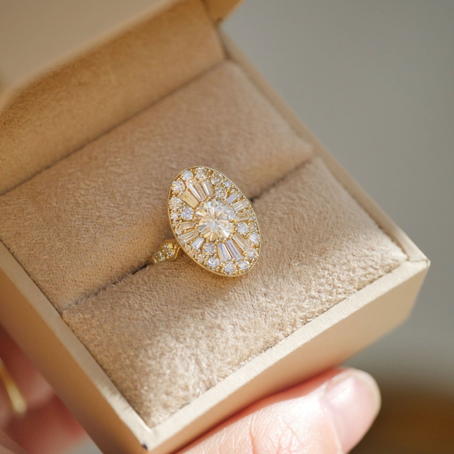 1.0 CT Round Shape Ballerina CVD Diamond Engagement Ring