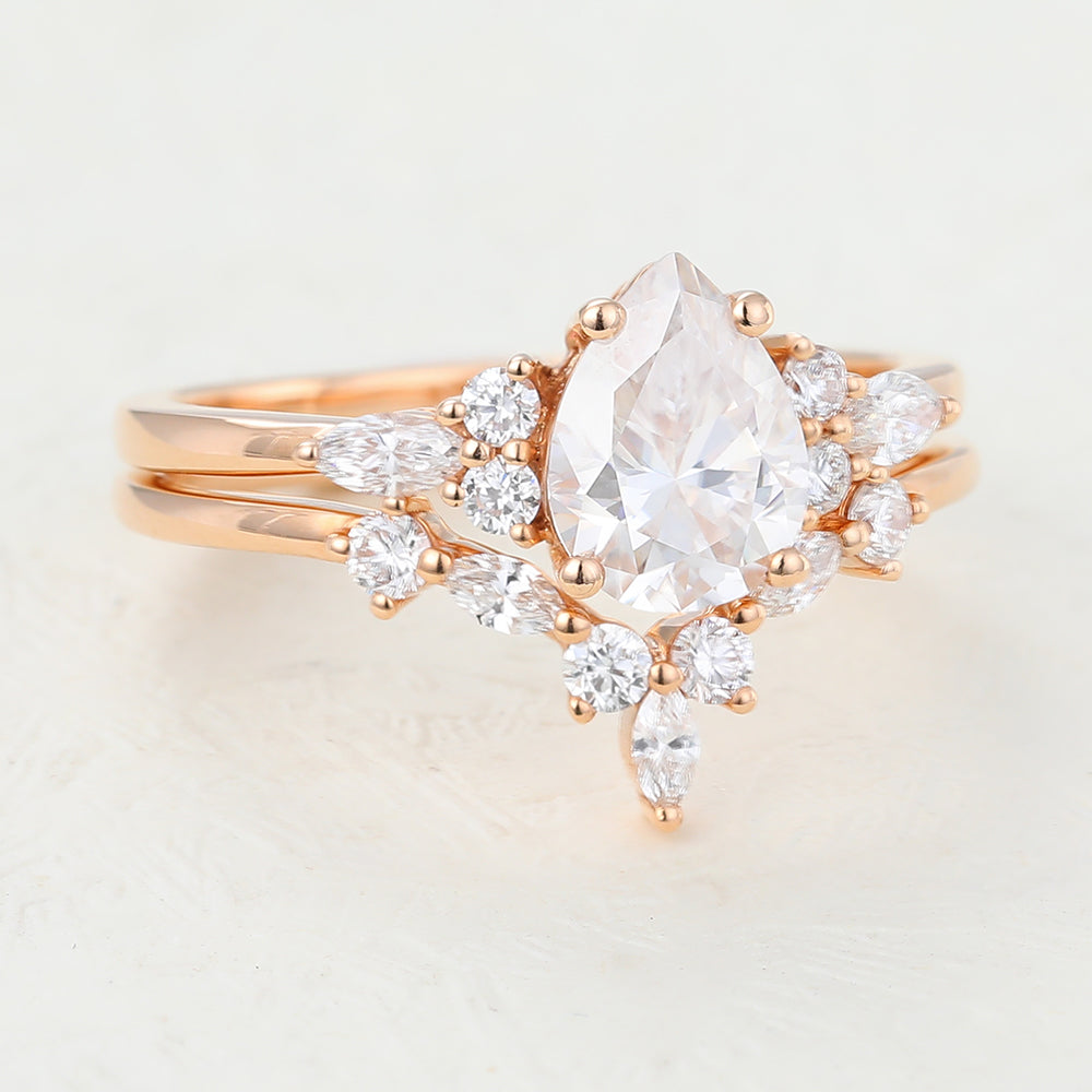 Jasmine-1.2 Carats Pear Moissanite Cluster Bridal Ring Set
