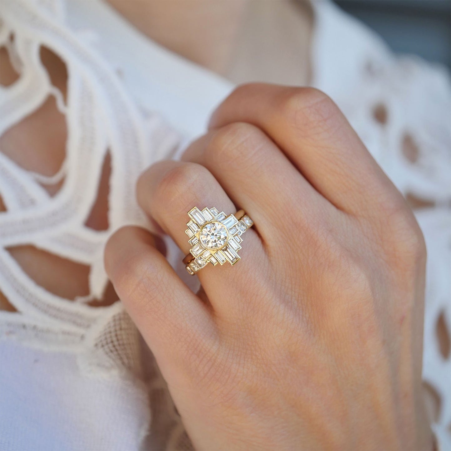0.85 CT Round Shape CVD Diamond Art Deco Setting Engagement Ring