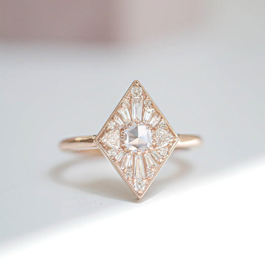 0.2 CT Round Shape CVD Diamond kite Engagement Ring