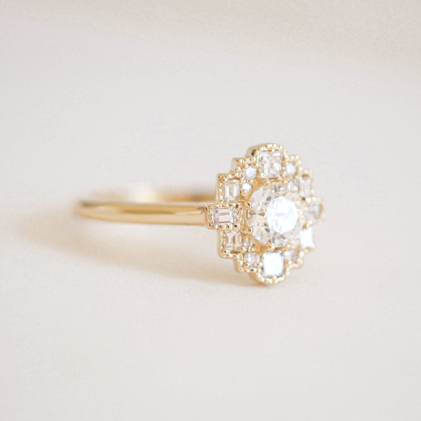 0.50 CT Round Shape CVD Diamond Halo Setting Engagement Ring