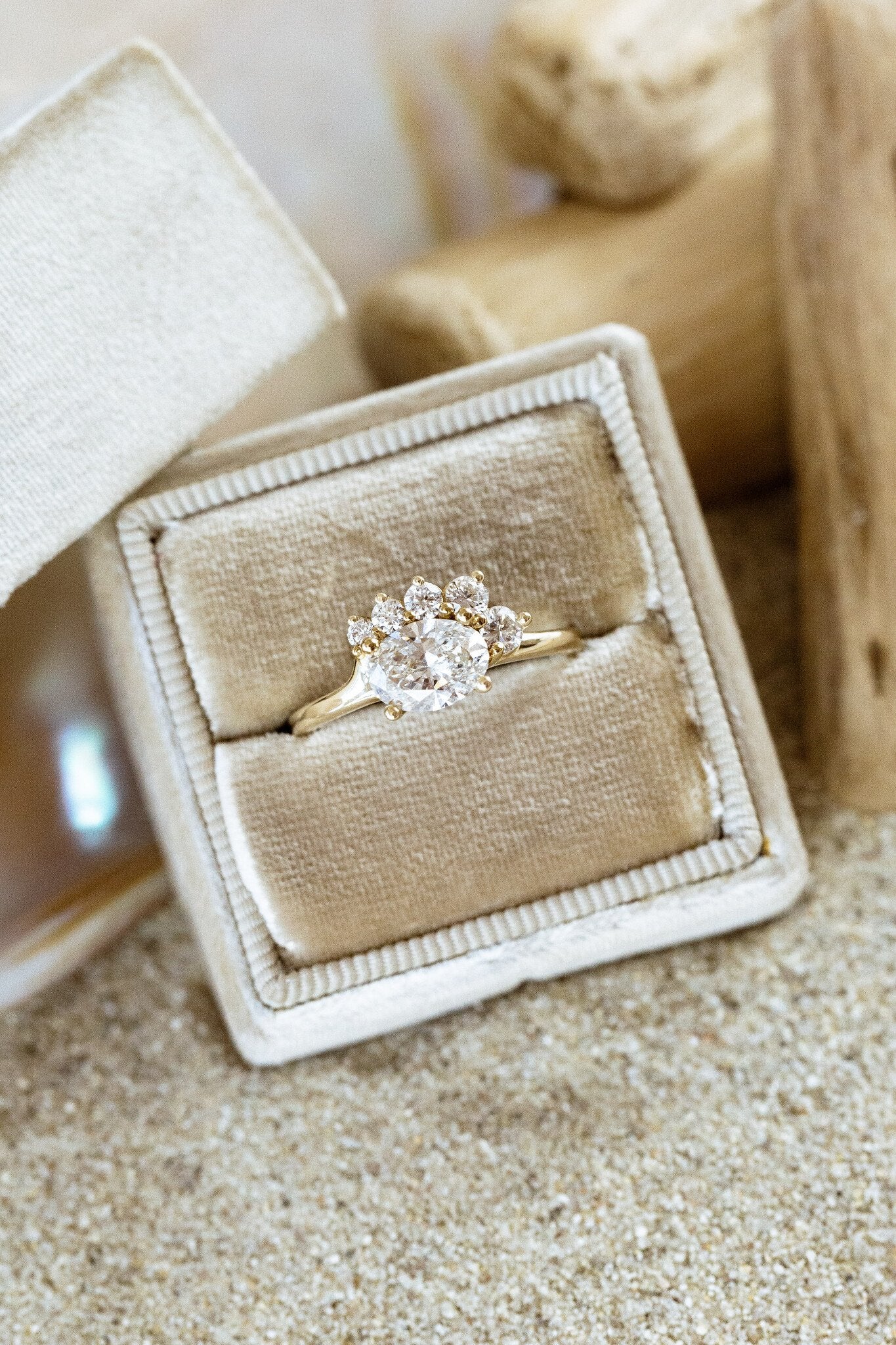 1.00 CT Carats Oval Cut Moissanite diamond unique Style Engagement Ring