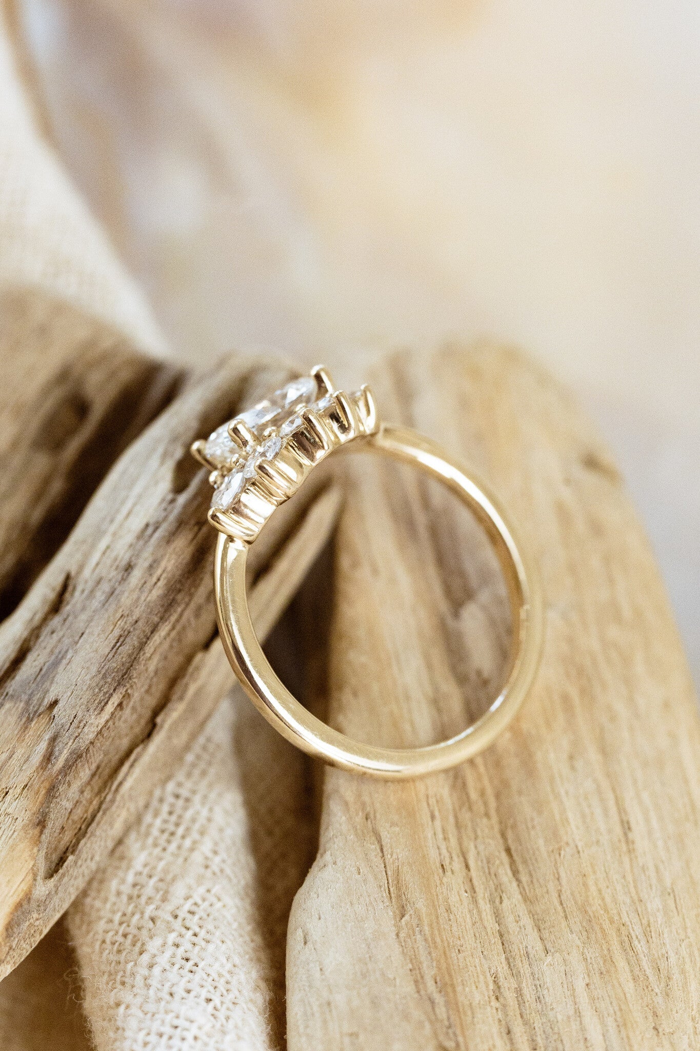 1.00 CT Carats Oval Cut Moissanite diamond unique Style Engagement Ring