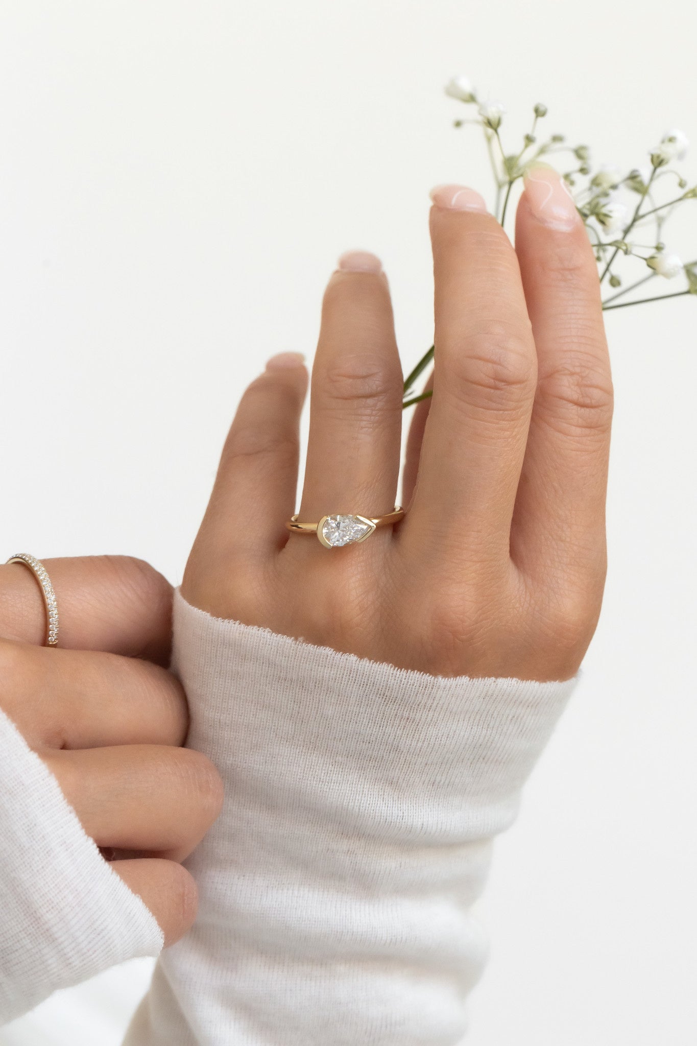 1.00 CT Carats east/west pear Cut Moissanite diamond Bezel Solitaire Style Engagement Ring