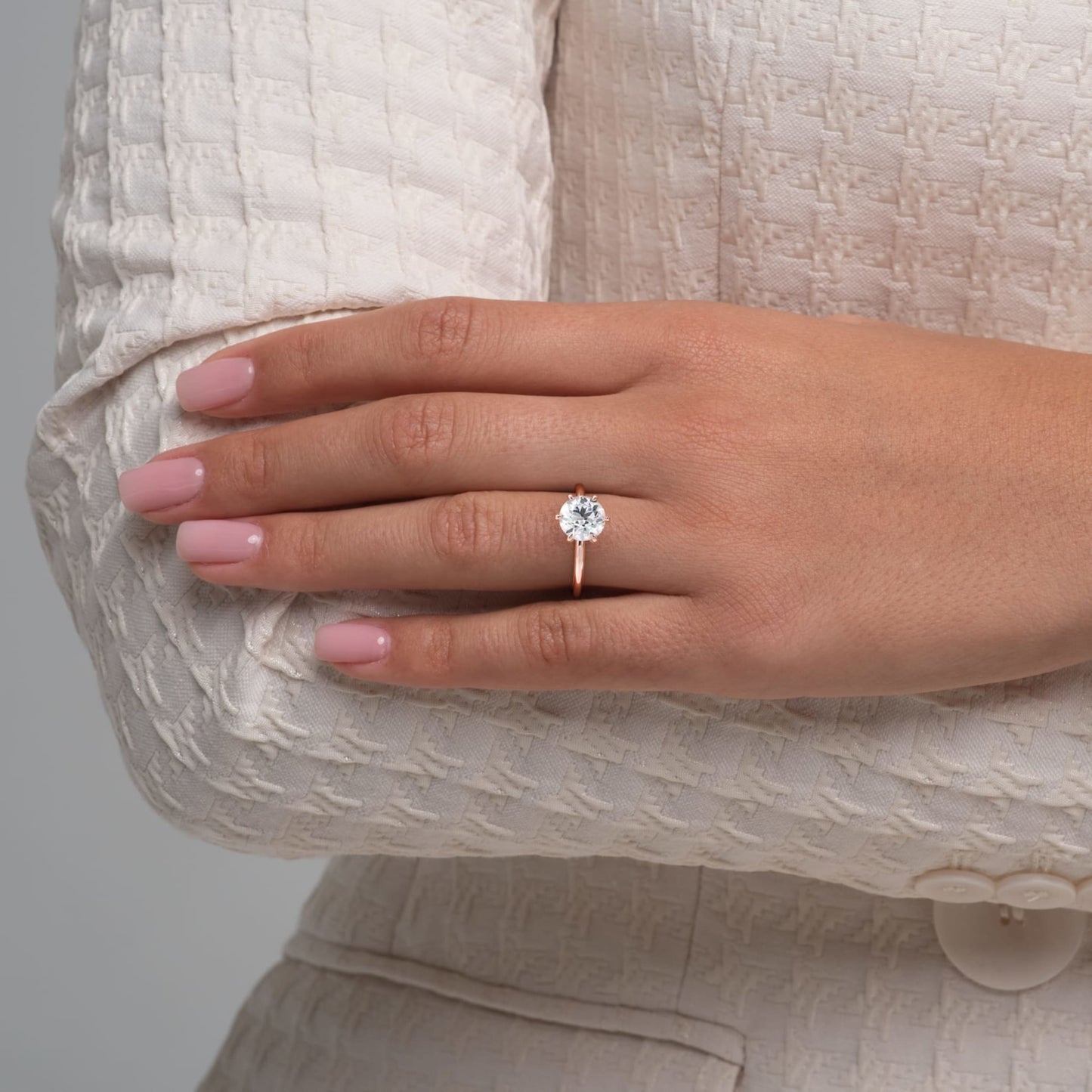 Gabrielle-1.40 Carats Round Moissanite Solitaire Engagement Ring