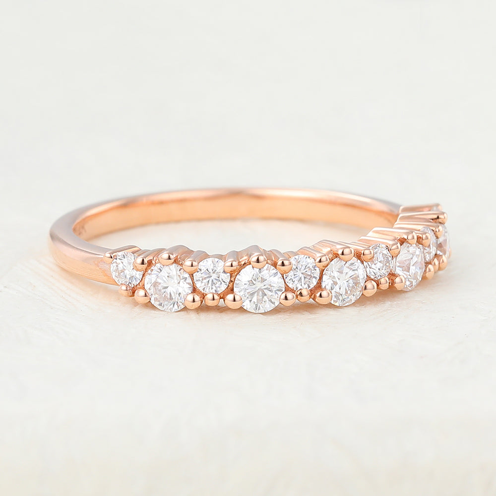 Hunter-0.29 TCW Round Moissanite Vintage Wedding Band