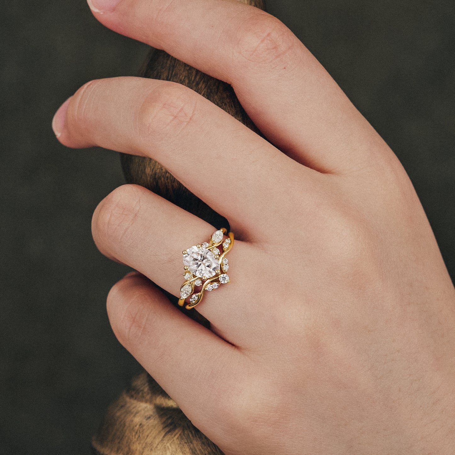 1.5 CT Oval Shaped Moissanite Diamond Bridal Set With Vintage Setting