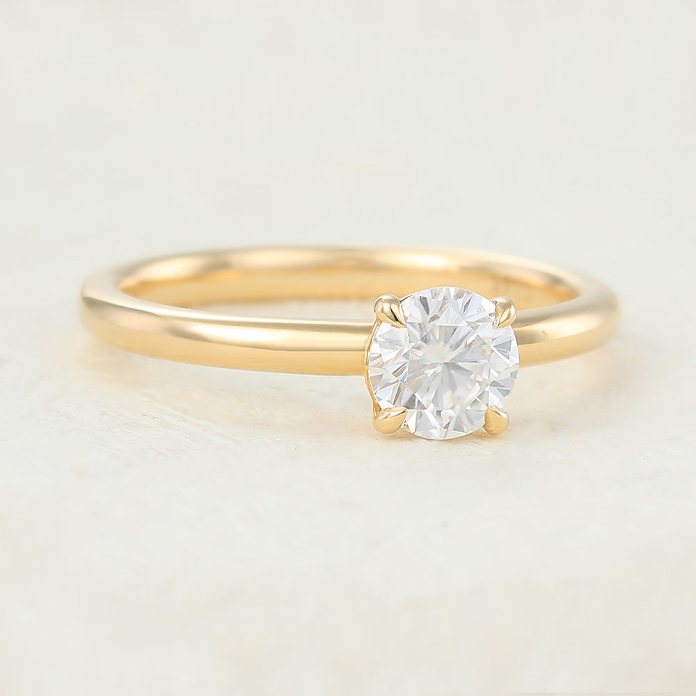 Jacqueline-0.41 Carats Round Moissanite Solitaire Engagement Ring