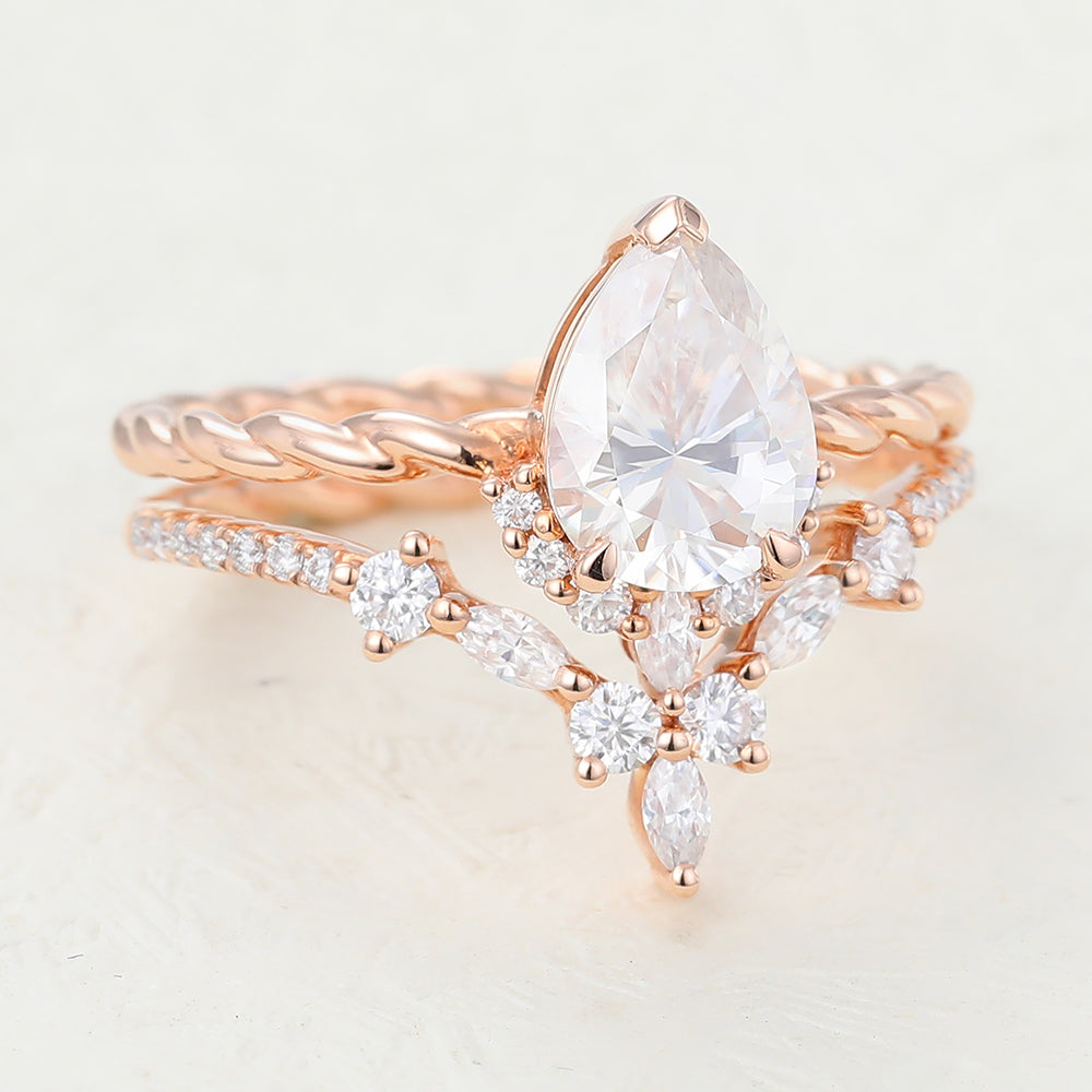 Felix-1.0 Carats Pear Moissanite Cluster Bridal Ring Set