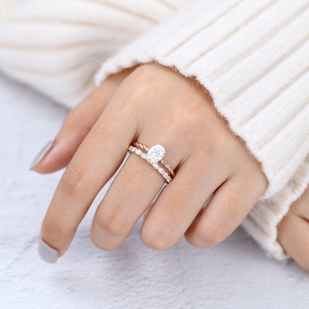 Miles-1.33 Carats Oval Moissanite Solitaire Bridal Ring Set