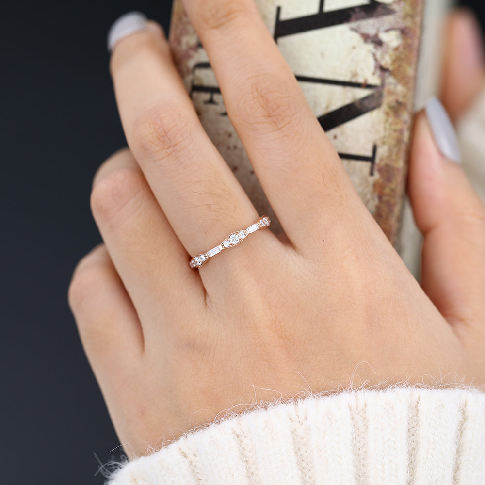 Tristan-0.72 TCW Baguette & Round  Moissanite Etenity Wedding Band