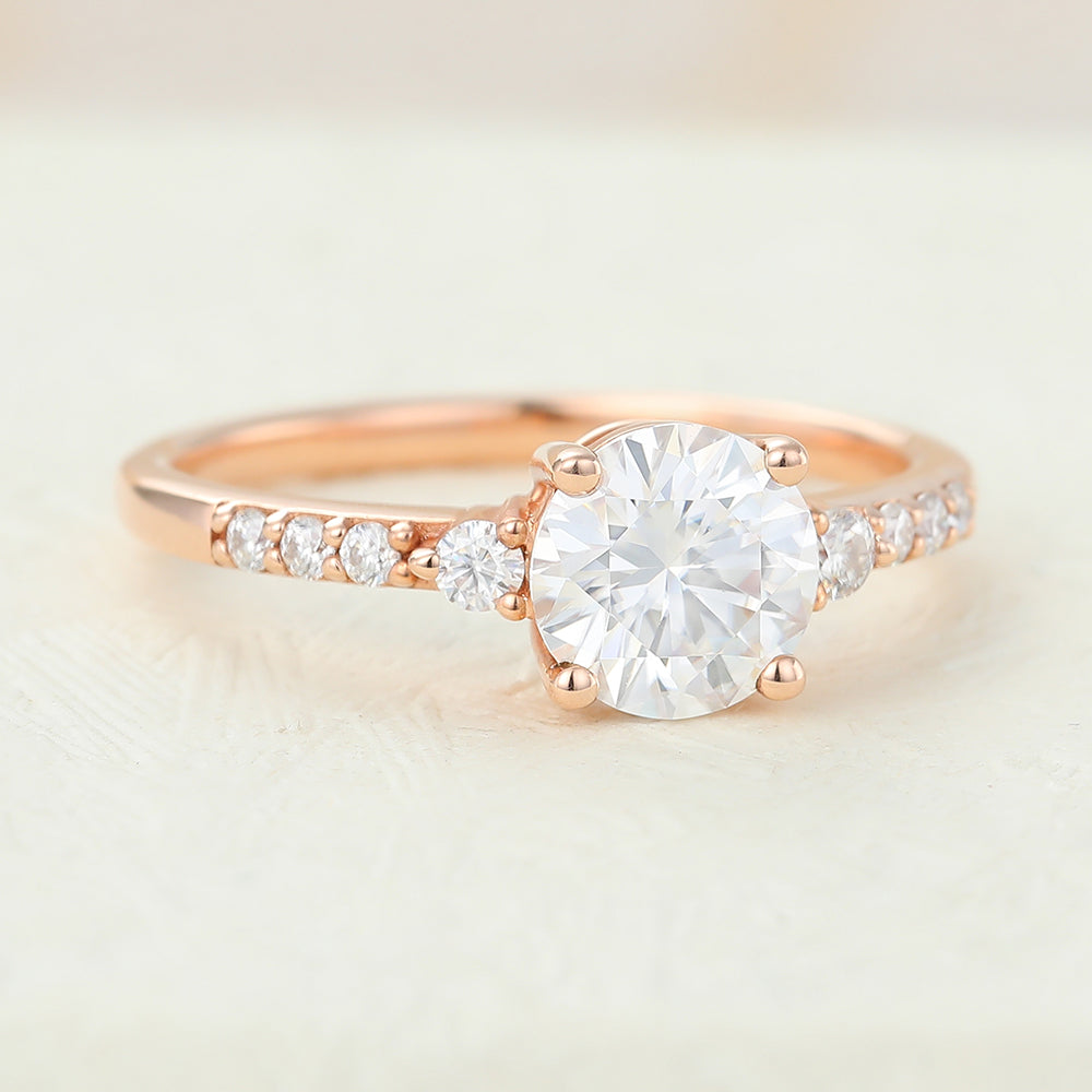 Sienna-0.88 Carats Round Moissanite Pave Engagement Ring