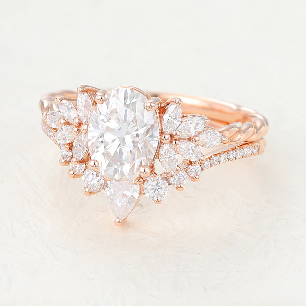 Piper-1.33 Carats Oval Moissanite Cluster Bridal Ring Set