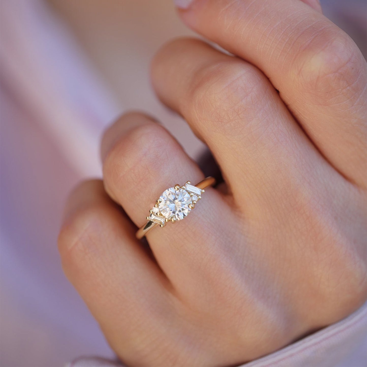 1.0 CT Round Shape CVD Diamond Cluster Setting Engagement Ring