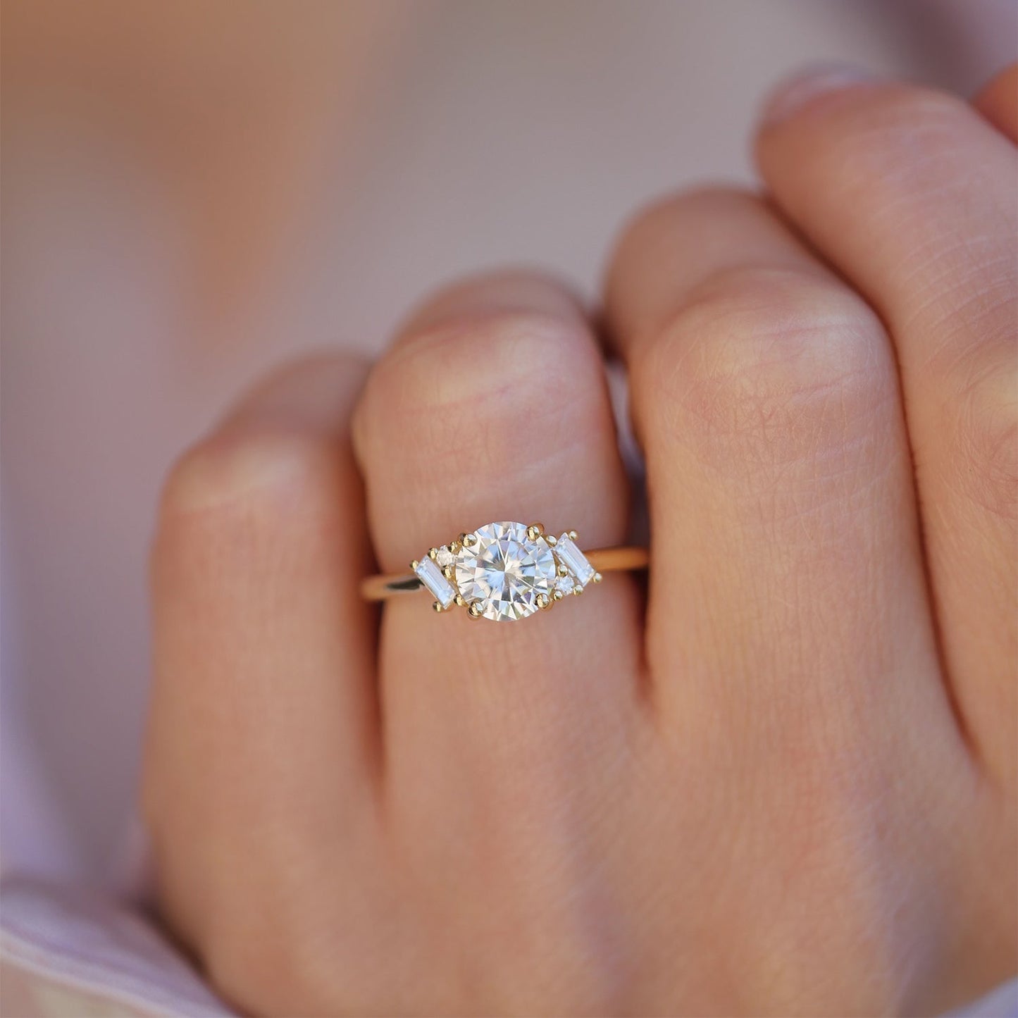 1.0 CT Round Shape CVD Diamond Cluster Setting Engagement Ring