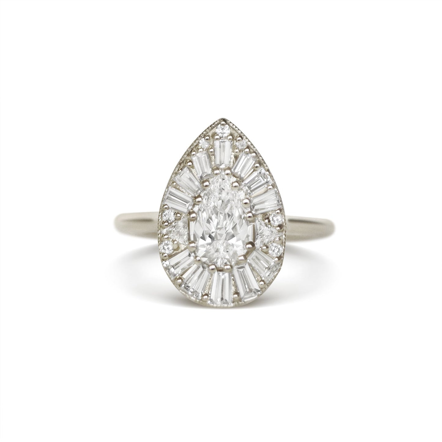 0.75 CT Pear Shape CVD Diamond Halo Setting Engagement Ring