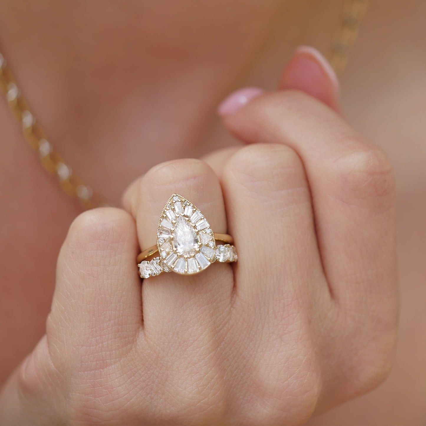 0.75 CT Pear Shape CVD Diamond Halo Setting Engagement Ring