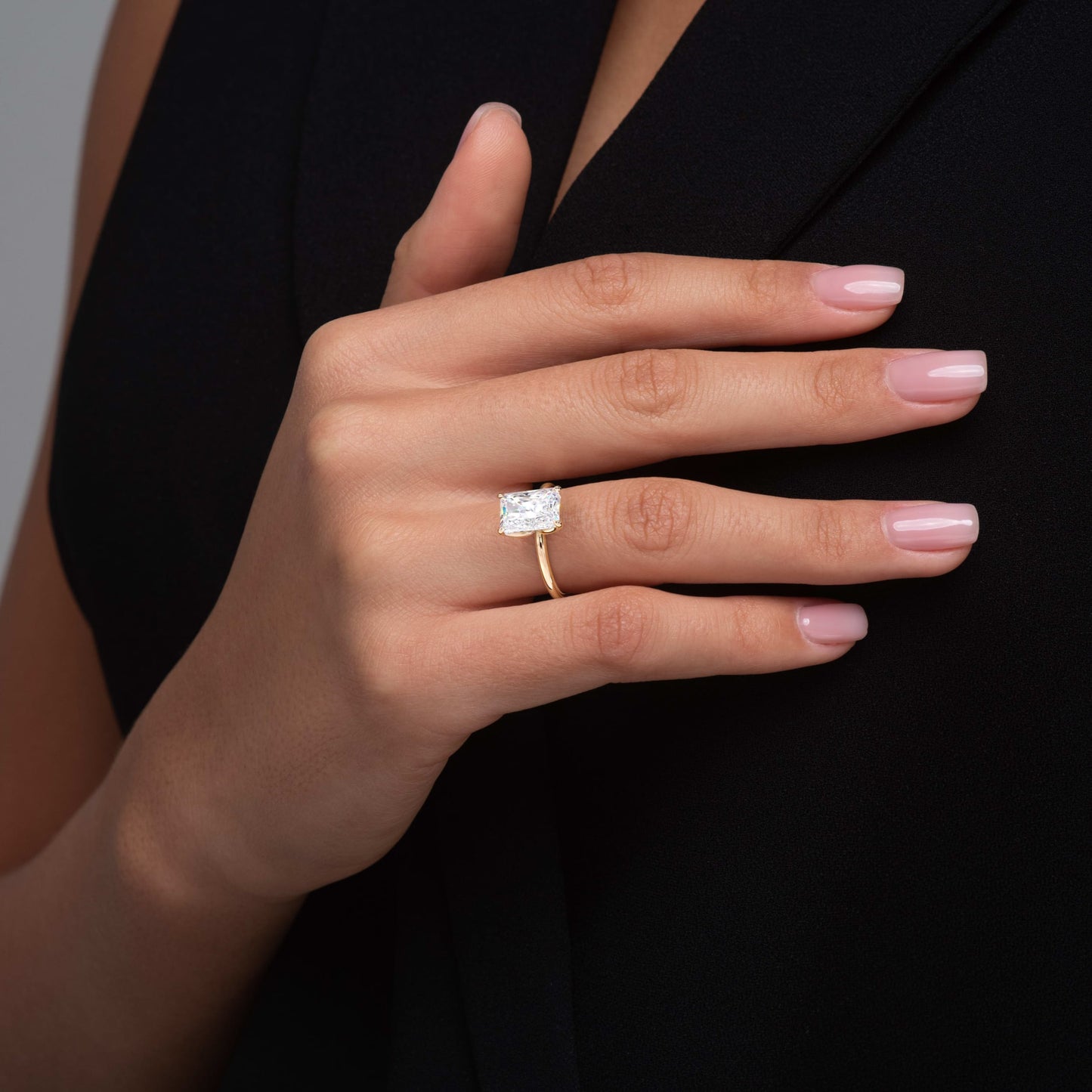 Eliana-2.0 Carats Radiant Moissanite Solitaire Engagement Ring