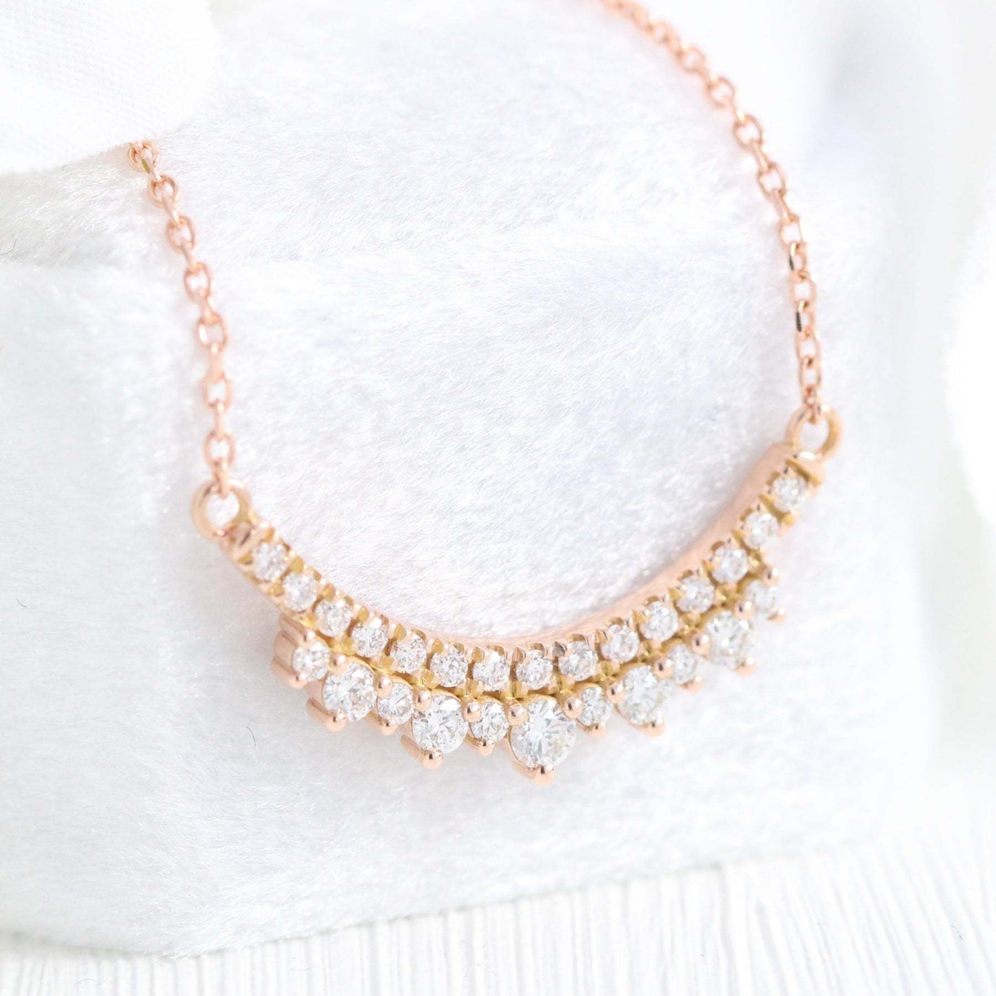 Lillian-0.35 Carats Round Moissanite Curved Bar Necklace