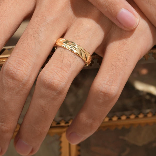 Vintage Men's Leaf Wedding Band
