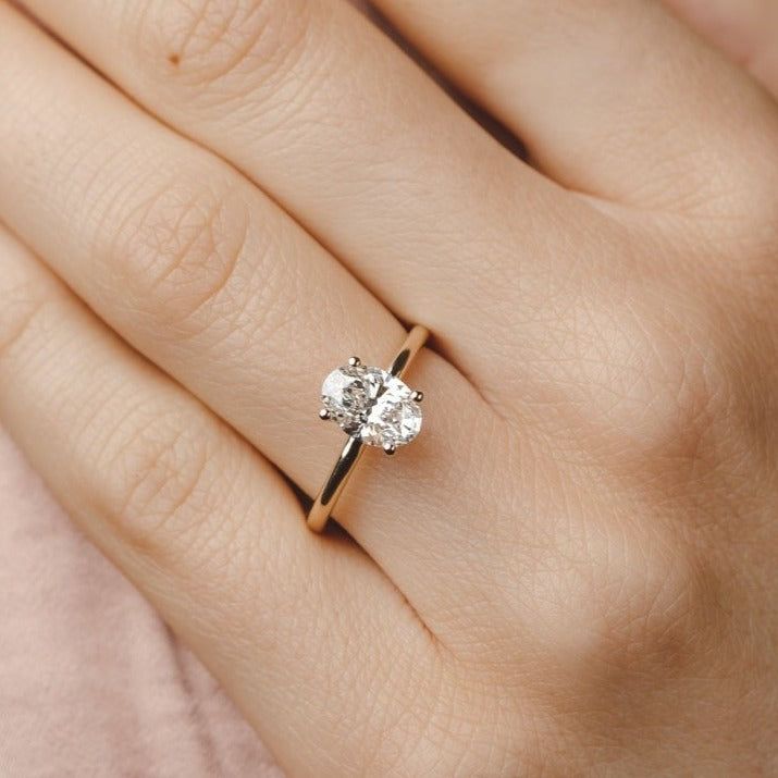 Daisy-2.0 Carats Oval Moissanite Hidden Halo Engagement Ring