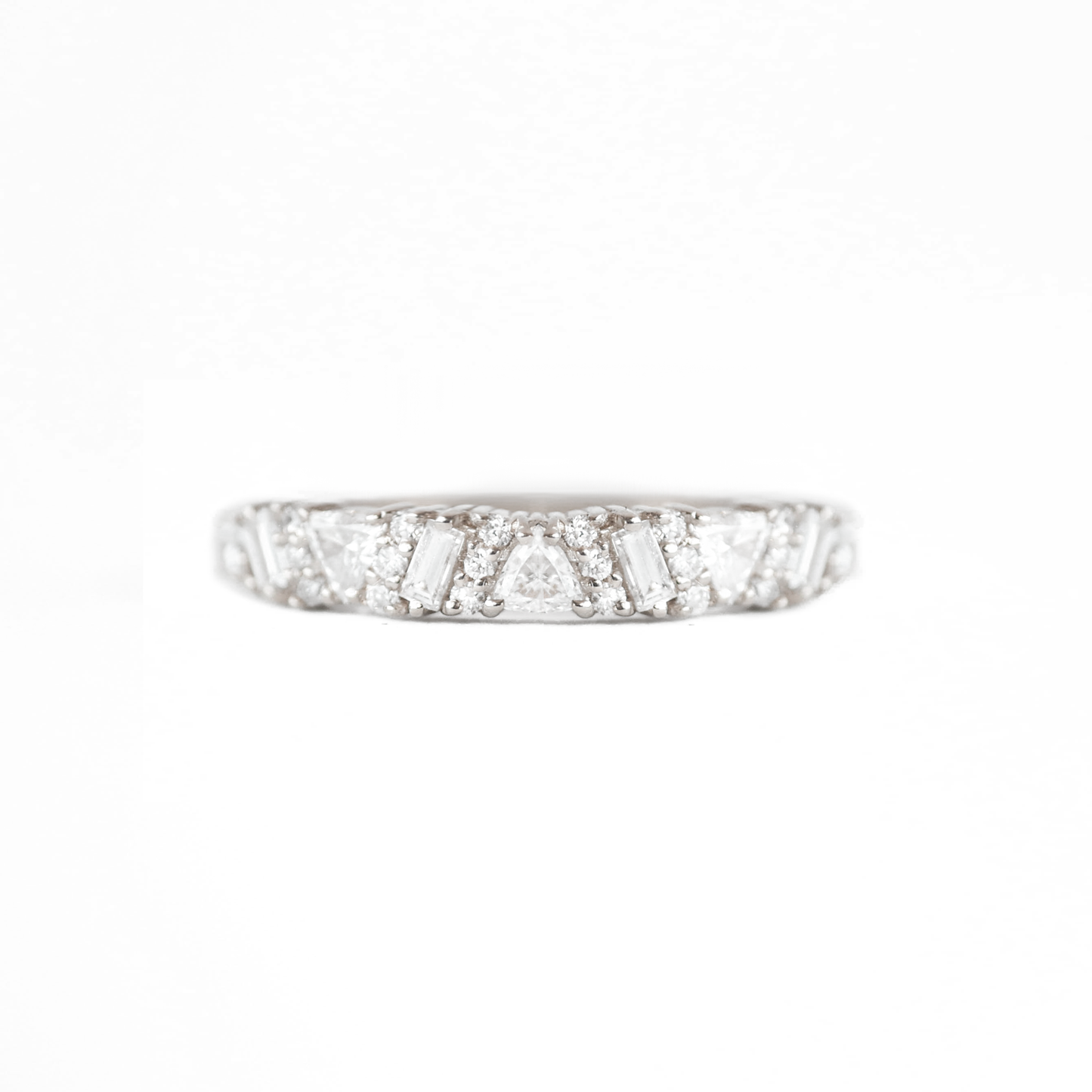 0.54 TCW Trillion Round and Baguette Cluster Wedding Band