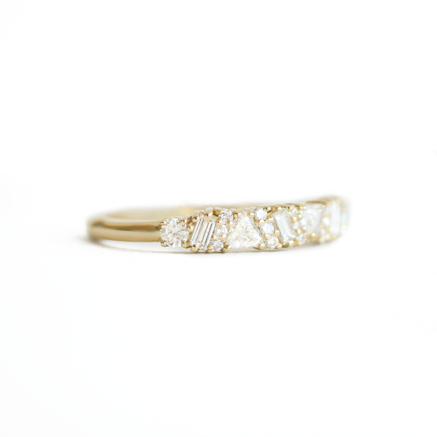 0.54 TCW Trillion Round and Baguette Cluster Wedding Band