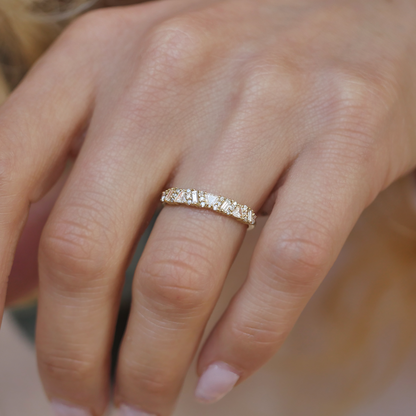 0.54 TCW Trillion Round and Baguette Cluster Wedding Band