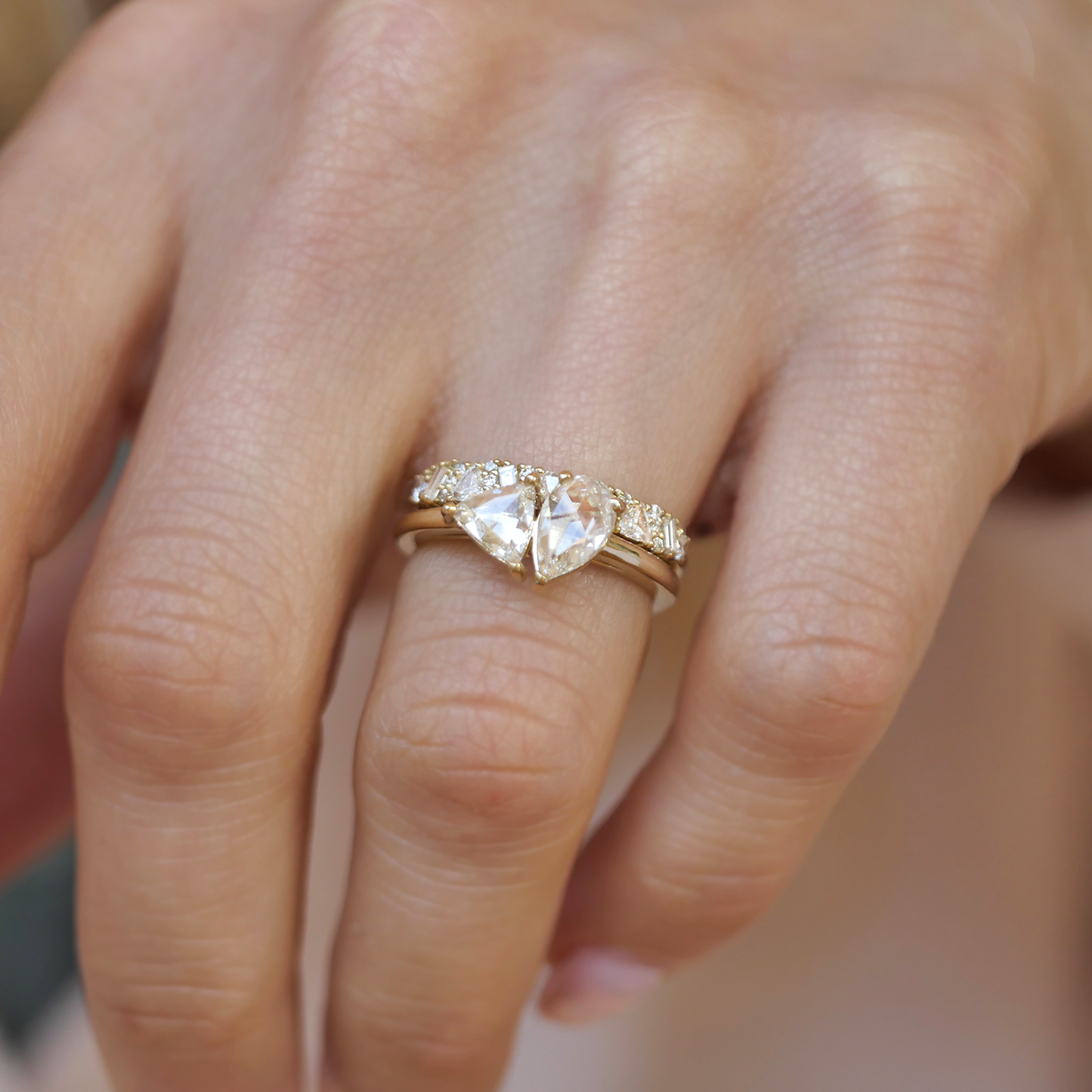 0.54 TCW Trillion Round and Baguette Cluster Wedding Band