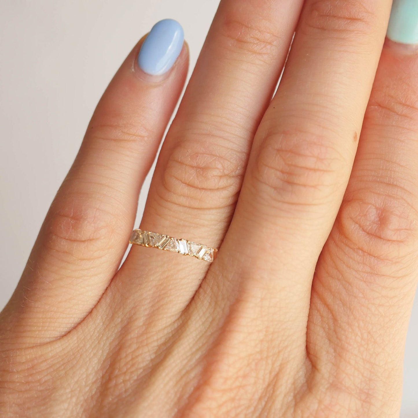 0.64 TCW Trillion Baguette and Round Cluster Wedding Band