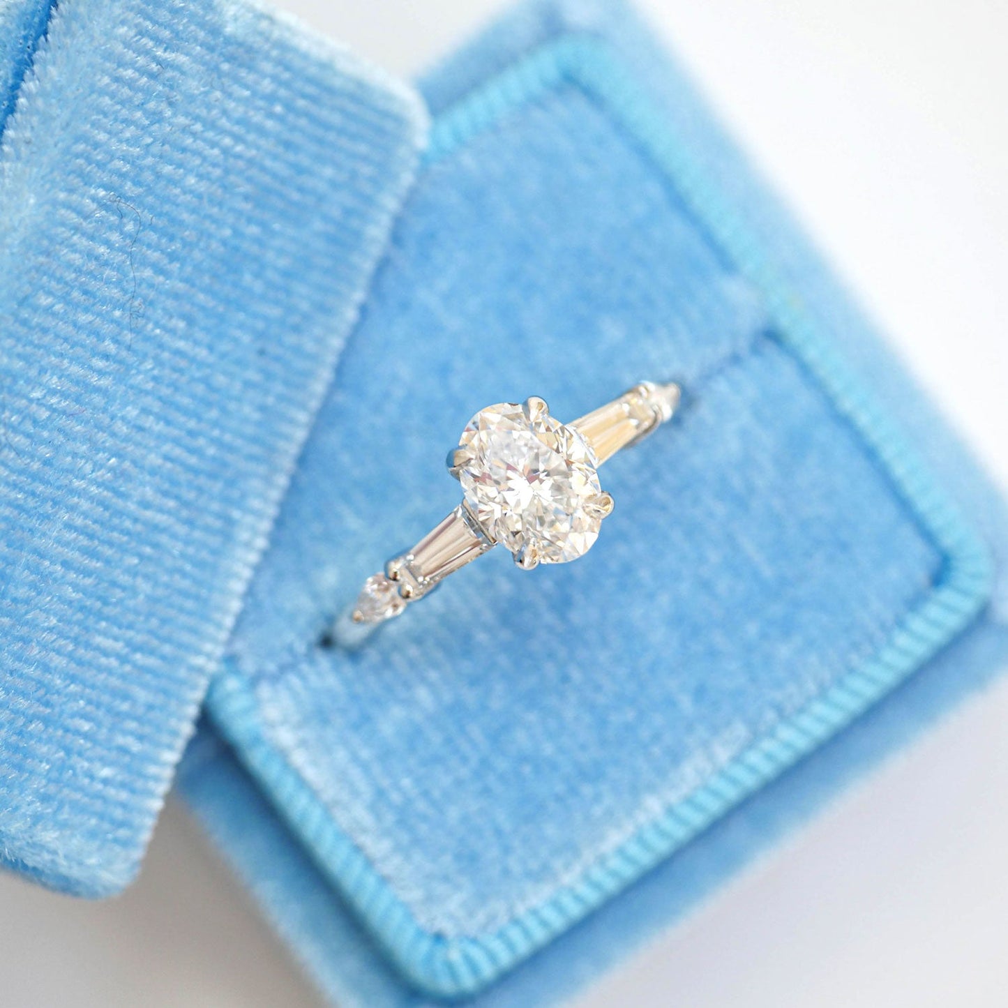 1.0 CT Oval Shape CVD Diamond Pave Setting Engagement Ring