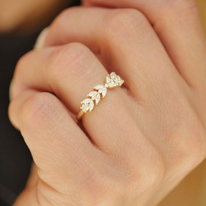 0.51 TCW Round & Marquise cluster Wedding Band