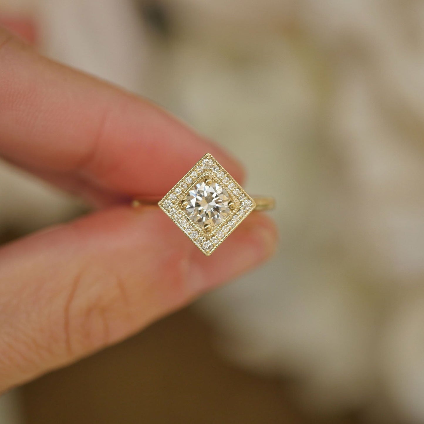 0.75 CT Round Shape CVD Diamond halo Engagement Ring