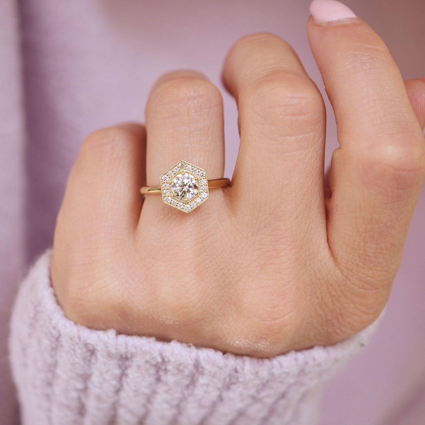0.75 CT Round Shape CVD Diamond halo Engagement Ring
