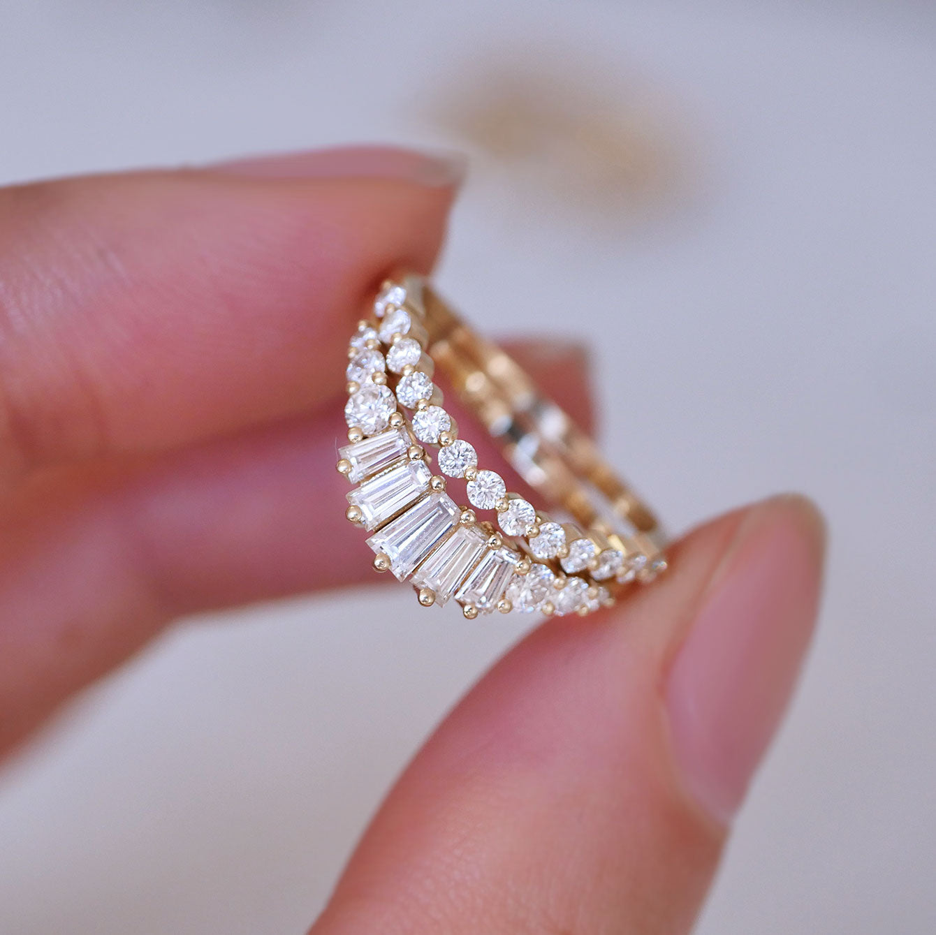 0.73 TCW Baguette & Round Lab Grown Curved setting Wedding Band