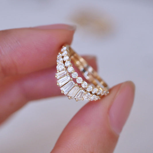 0.73 TCW Baguette & Round Lab Grown Curved setting Wedding Band