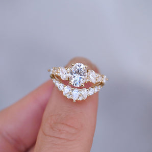 0.54 TCW Pear & Round Lab Grown contour band setting Wedding Band