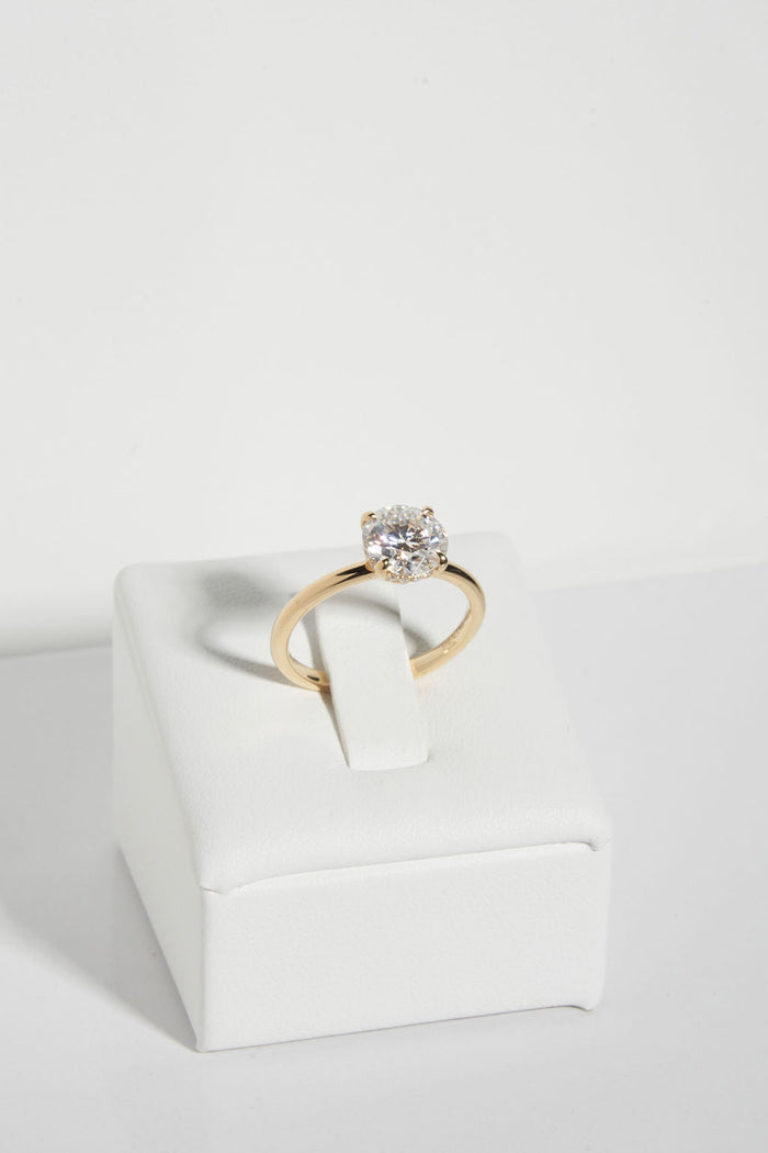 2.0 CT Round Shaped Moissanite Hidden Halo Engagement Ring