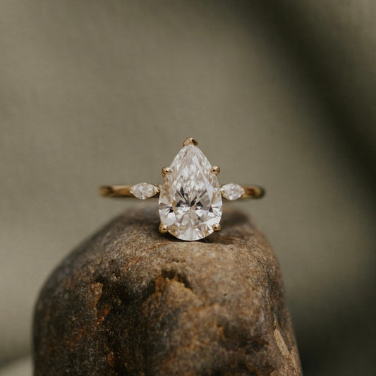 2.0 CT Carats Pear Cut Moissanite diamond Three Stone Style Engagement Ring